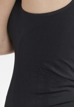 Endurance Top - Black -Endurance Winkel 129093efe83c470aa6919040339858e0