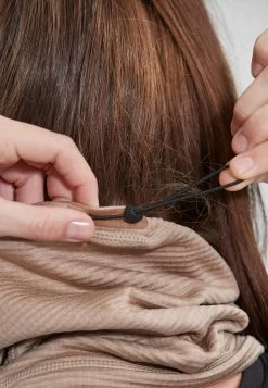 Endurance Nevier - Sjaal - Simply Taupe -Endurance Winkel 51a677eb3dec4e7f904dc76e3f1f9d16