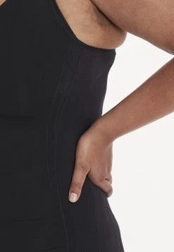 Tank Edees - Top - Black -Endurance Winkel eb30f79880db440fbeb1054dac31e95e